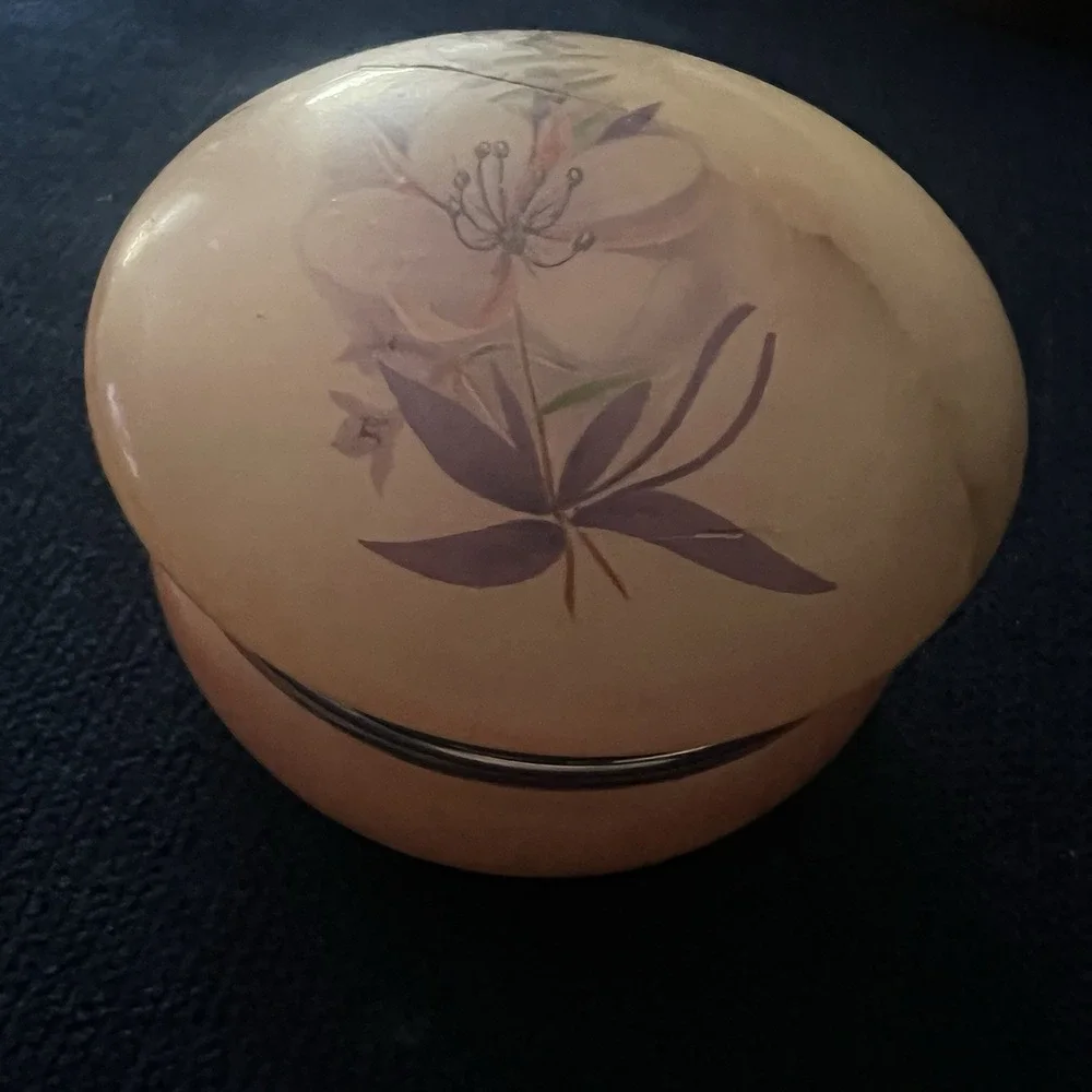 Vintage Peach‎ Alabaster Trinket Box Floral Hinged Jewelry Box 1.75